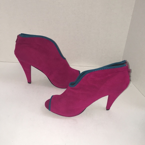 baby girl Shoes - 🎉SALE 2/$50 3/$60 Fuchsia and Teal Peep Toe Heels